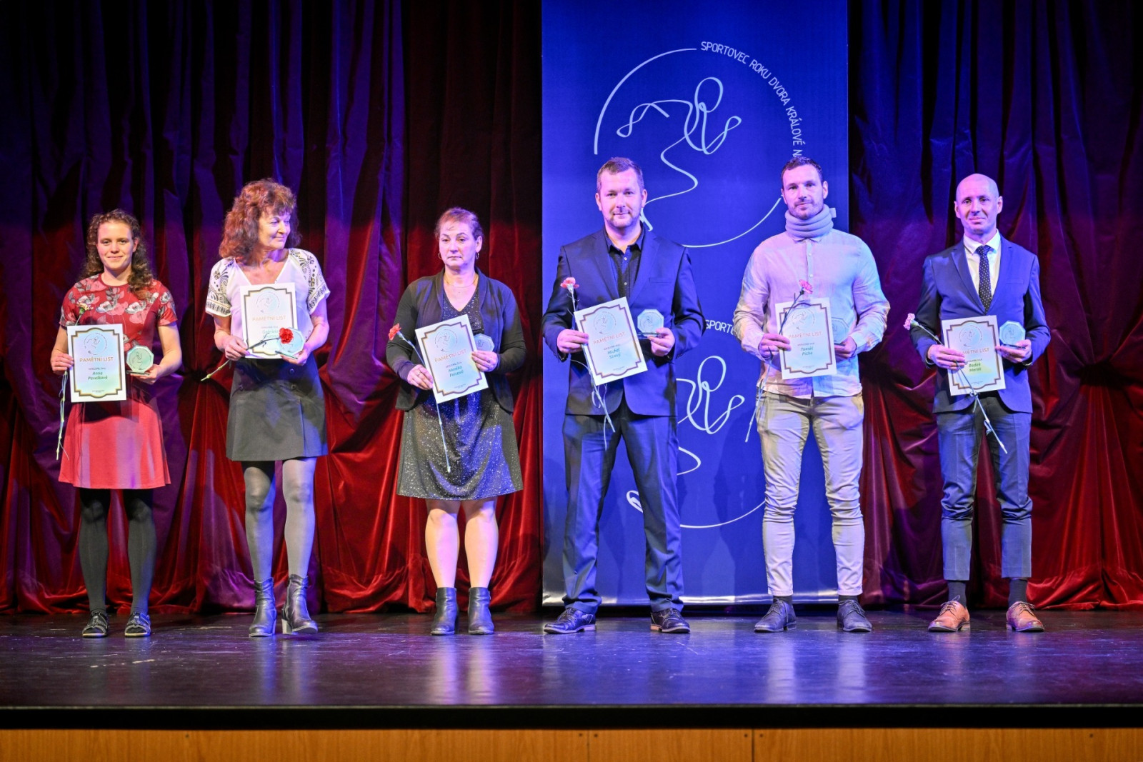 Dospl (nad 21 let): Gabriela Knutsonov, Monika Feixov, Radek Marek, Anna Pavelkov, Tom Picha, Michal Sirov